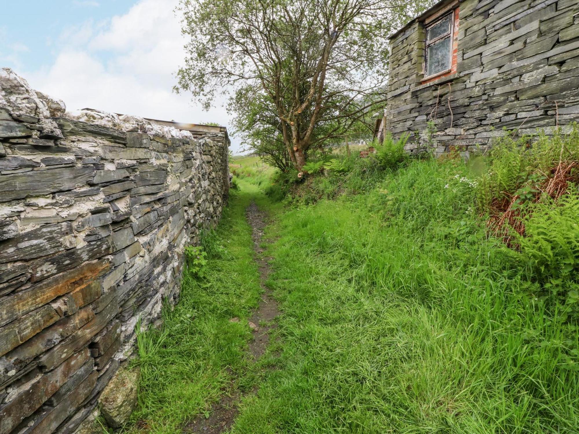 Villa White Roses Retreat Betws-y-Coed Exterior foto
